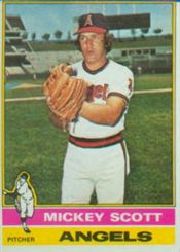 1976 Topps Baseball Cards      276     Mickey Scott